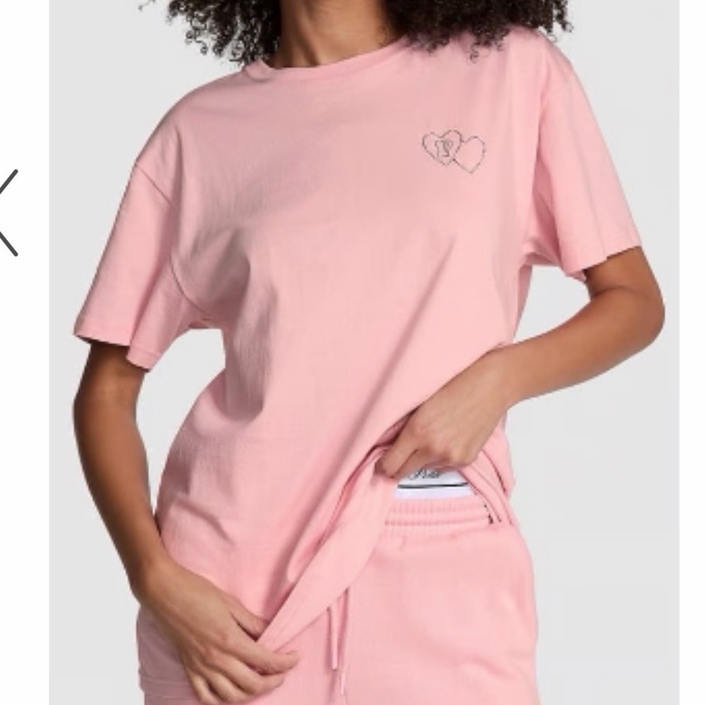 PINK Victoria’s Secret Campus Cotton Tee Size large rhinestone bling heart new